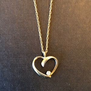 Gold heart necklace